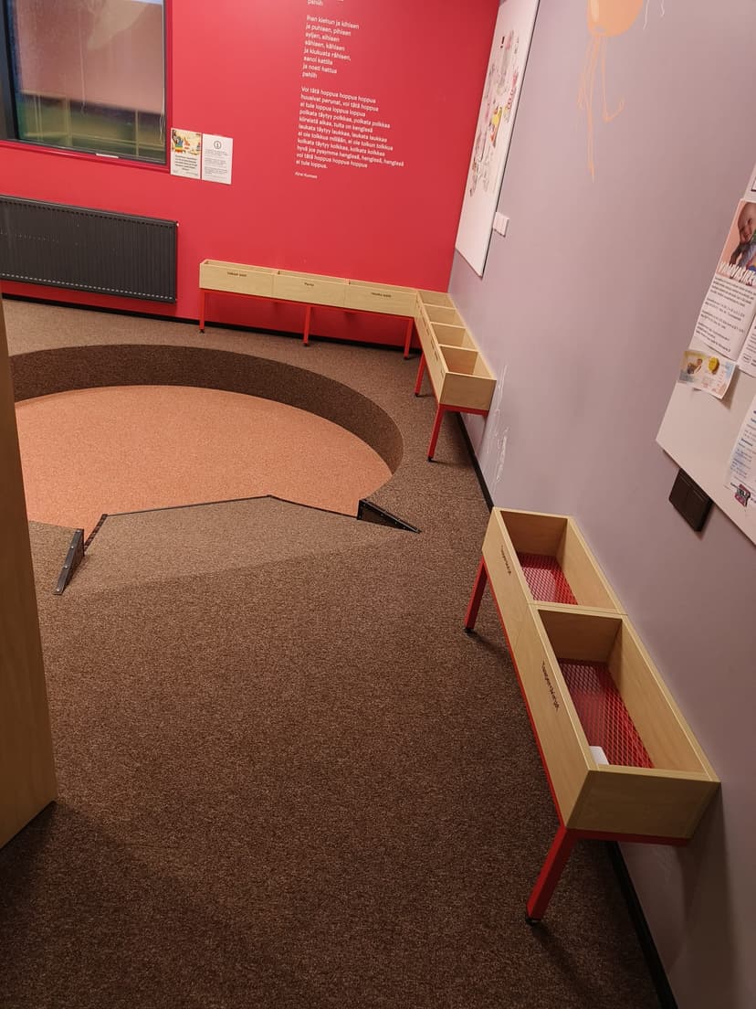 Hertsi kirjaston lattiaremontti - Image 6