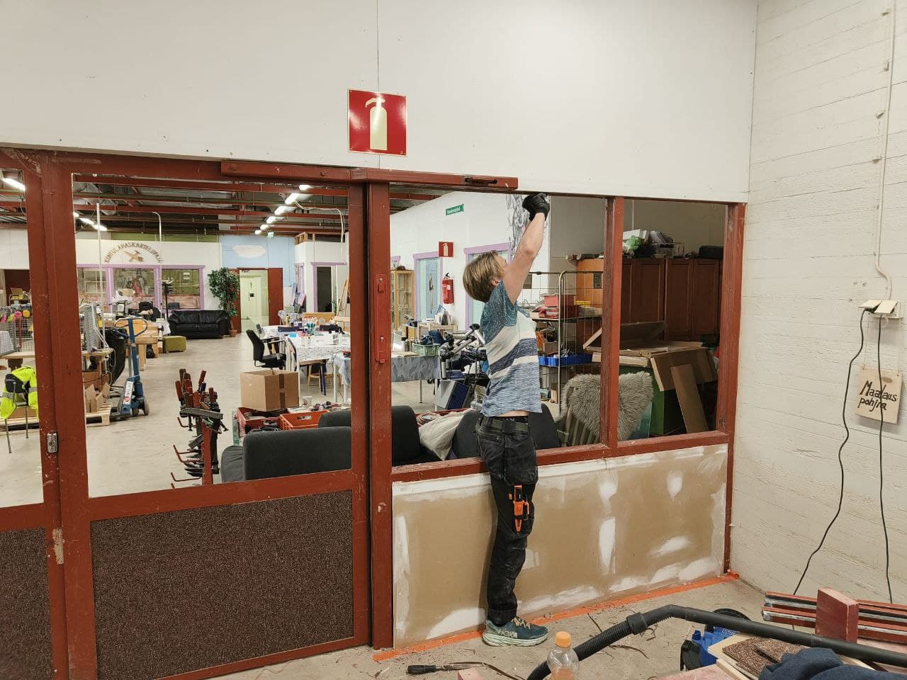 Kontulan nuorisotilan työtilan äänieristys - Kuva 5