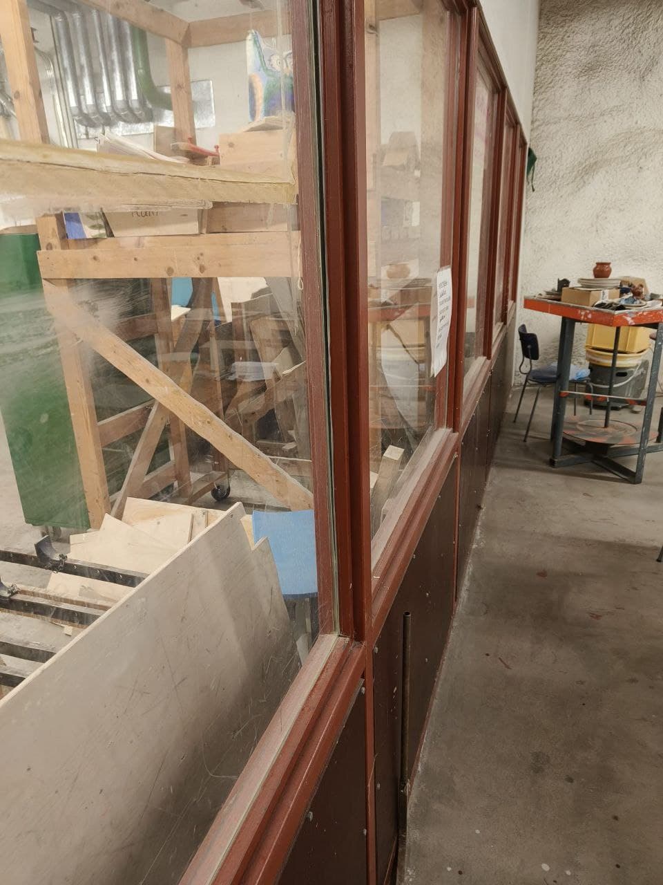 Kontulan nuorisotilan työtilan äänieristys - Kuva 10