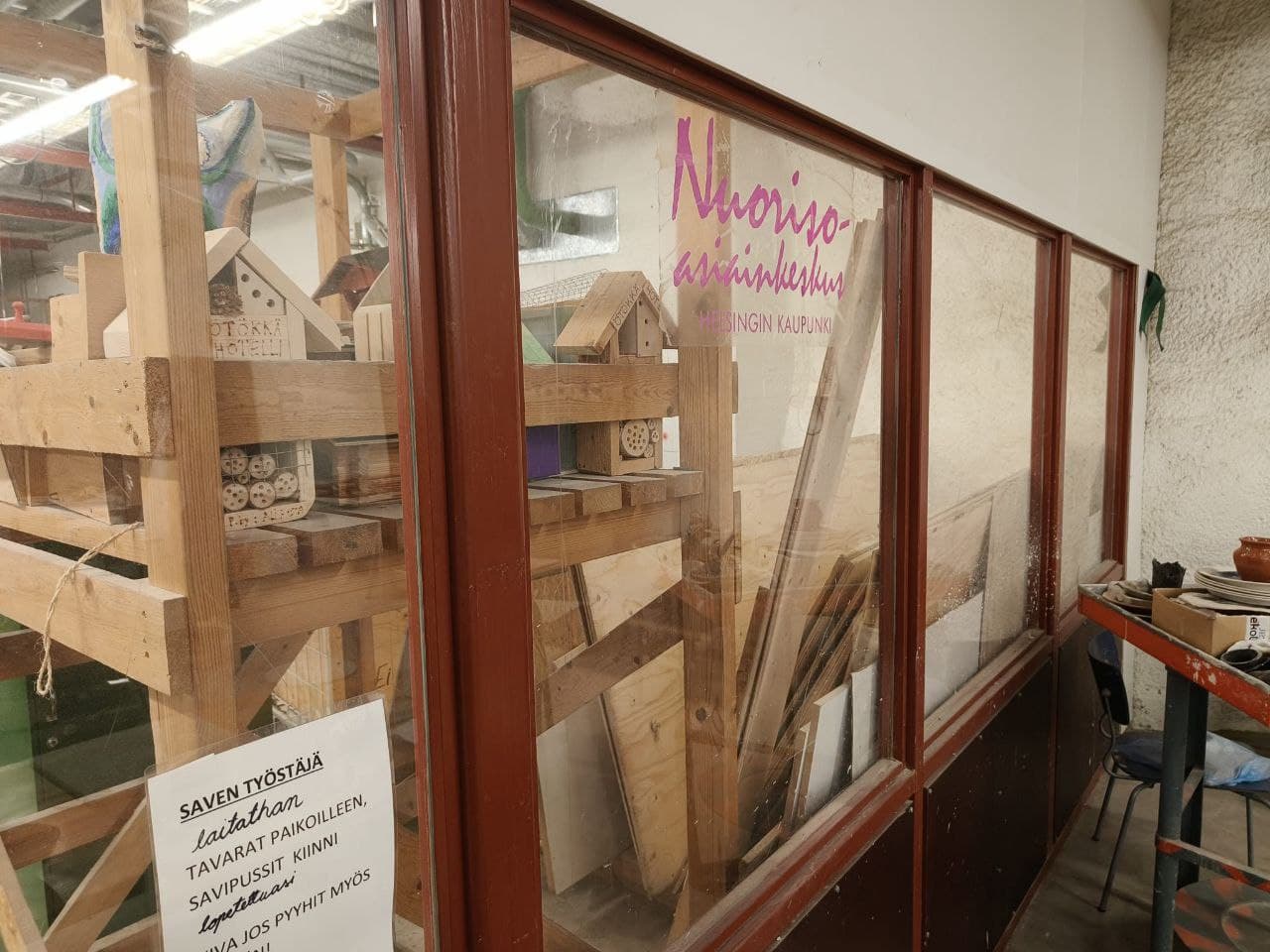 Kontulan nuorisotilan työtilan äänieristys - Kuva 11